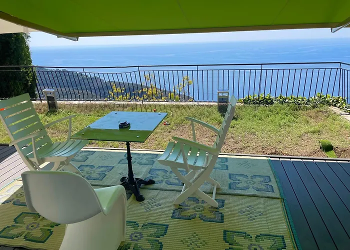 Riviera Vue Panoramique Et Nature アパート エズ