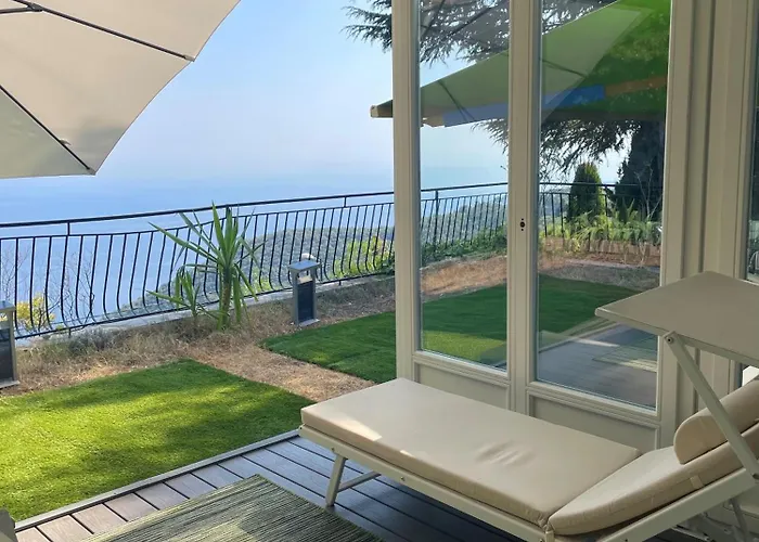 Riviera Vue Panoramique Et Nature * Эз